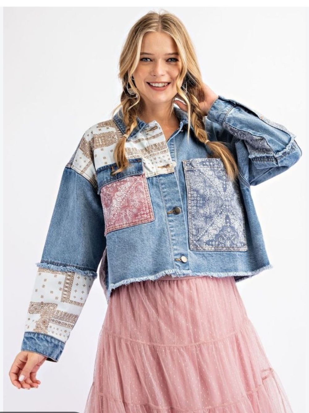 Easel Patchwork Cropped Denim Jackwt size medium